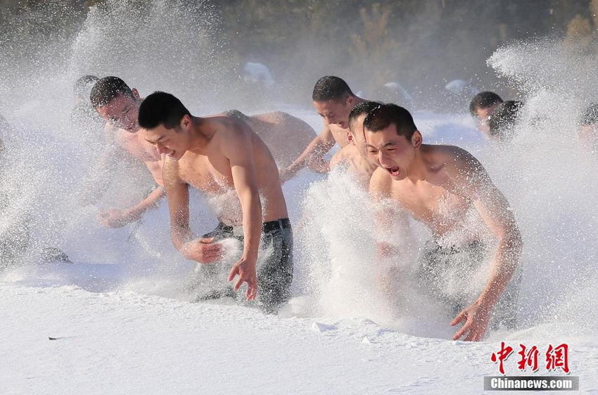 ���ĳ����ѧԺ��չ����ҰӪ��ǿѵ ��ѩԡ�����ͺ���3��