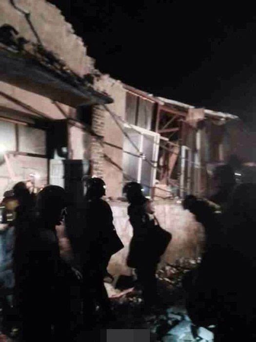 ���˽⣬��̮�Ĵ����Ϊשľ�ṹ���������Լ400ƽ���ף�̮�����Լ300ƽ���ס�ͼΪ̮���ֳ���