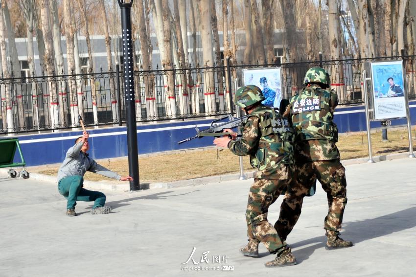 4��9�գ��½�ĳ�߷��ɳ����⡰�ֲ�Ϯ����ʱ���񾯿��ٳ����������ڻ������С��ֲ����ӡ���