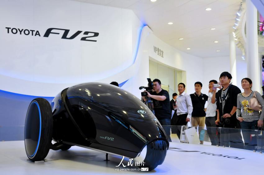 4��21�գ��ڡ�2014������������չ���ᡱ�ϣ������ڷ���չλ�ۿ���FV2�������