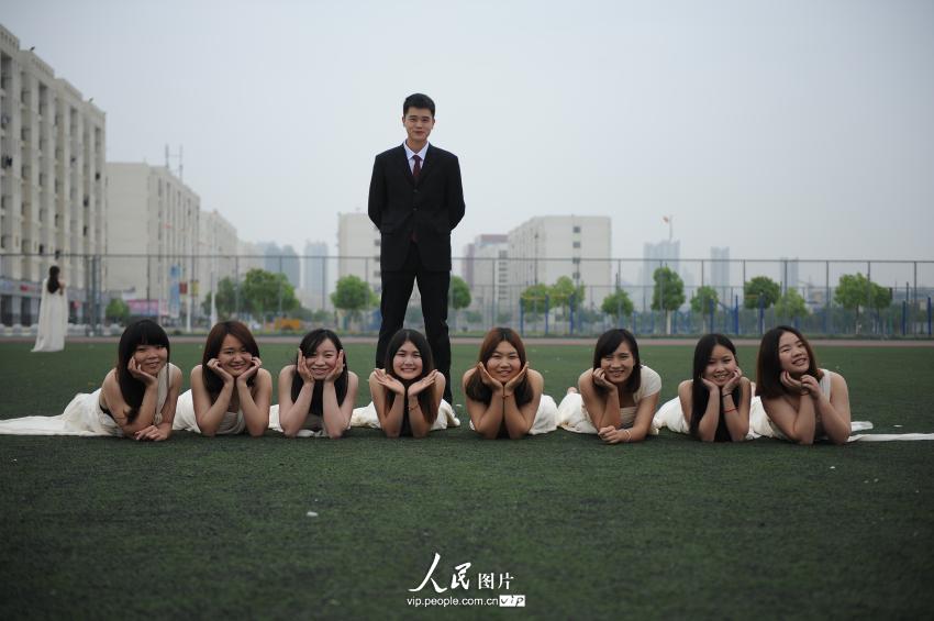 ������ѧ��������ɴ�ı�ҵ�� ������ɬ���䡾4��
