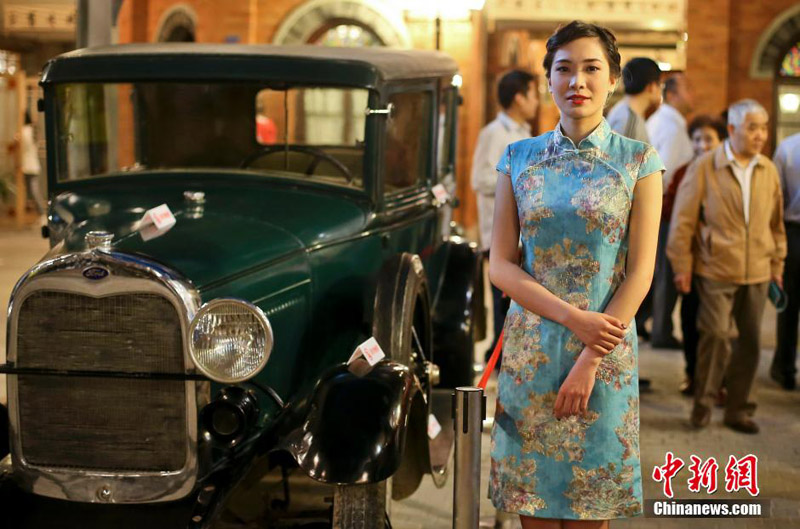 中国百年旗袍展亮相南京 感受身上的民国风情