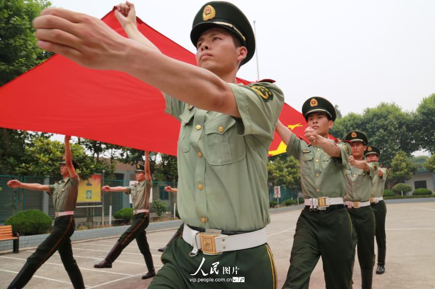 ��»������Ա��������졢��̤��������ѵ����