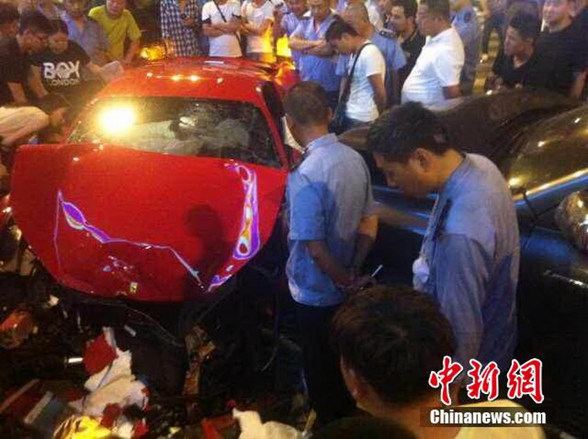 ��������ֵ400�������𳵻� �����뿪��3��