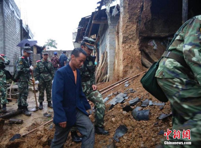 云南永善地震：首支救援部队已挺进震中展开救援