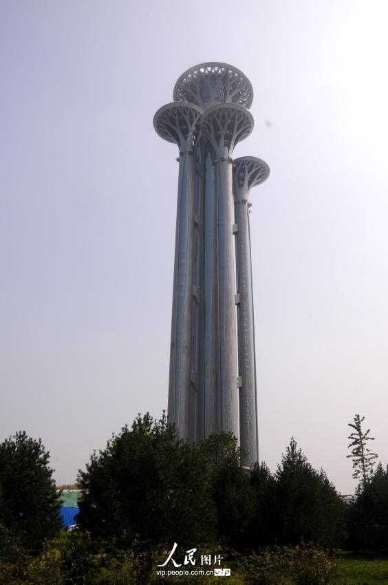北京：240多米高“蘑菇塔”初具规模 可俯瞰京城