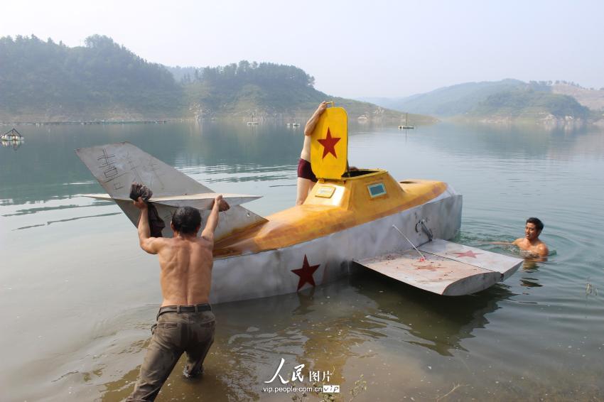 ����ʡ��������ţ���������ɽ�壬����̷�½����Ƶġ�Ǳͧ���Ƶ�ˮ������״��Ժ���������8��15�գ���