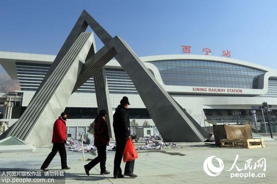 12��7�գ����������¸�������վ�㳡�ιۡ�