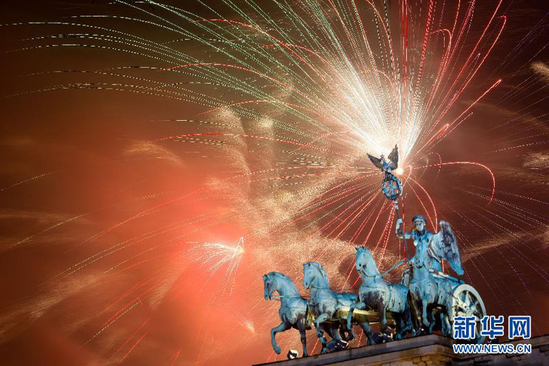  2015��1��1�գ���ף���굽��������ڵ¹����ֲ����Ǳ����Ͽ����š� �»�������ŷ���