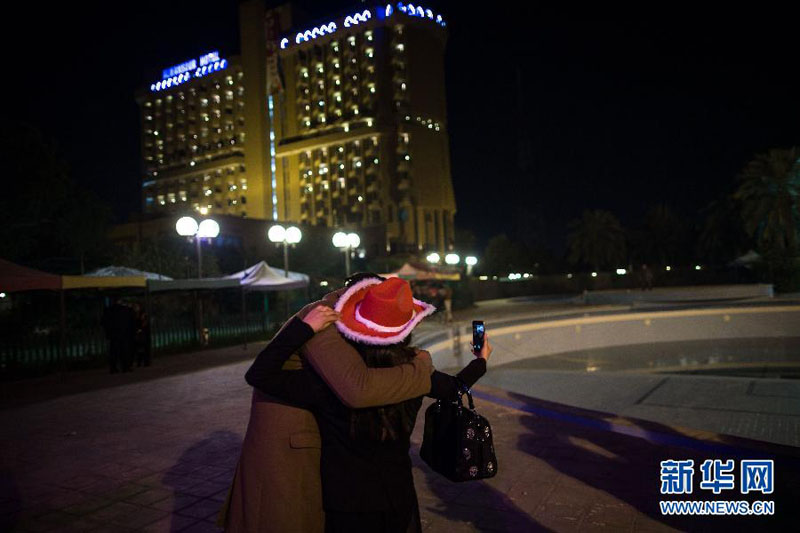  2015��1��1�գ����������׶��͸������ն��Ƶ꣬һ�����������굽��֮�����ֻ����ġ� �»�����߳�����
