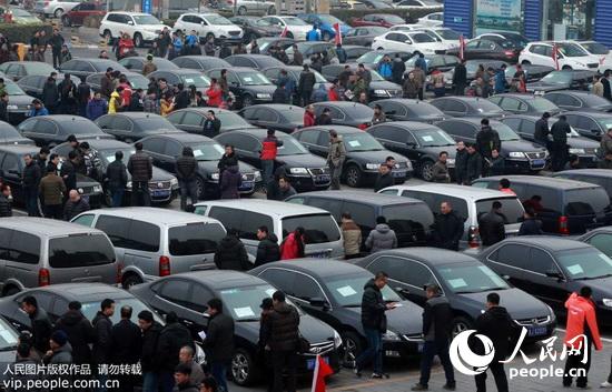 2015��1��25�գ������ڱ������˴����������г�ͣ�����˽⹫���ļ۸�ͳ�����