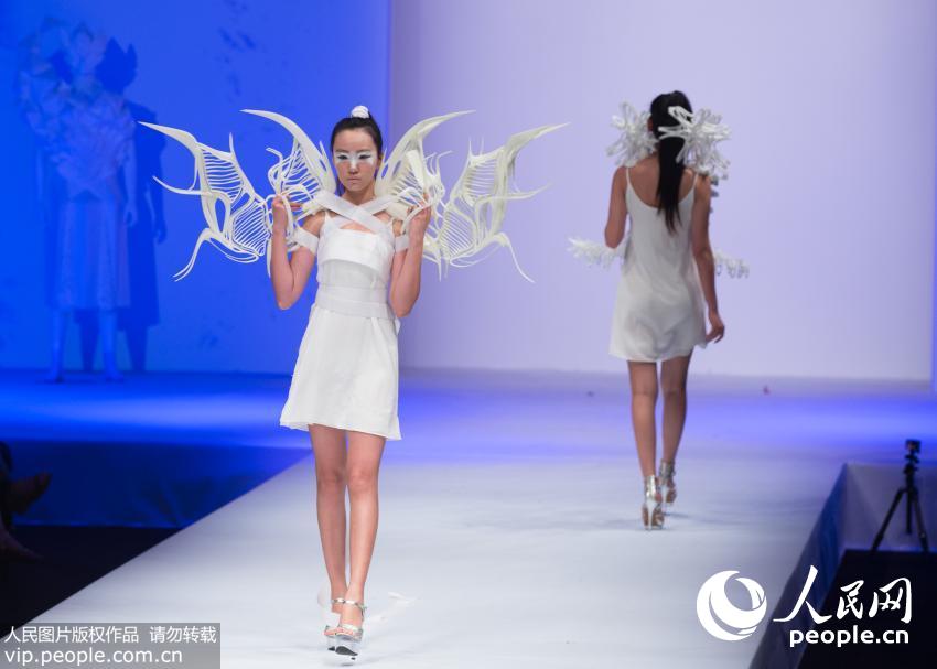 3D��ӡ��װ�����Ͼ� ����ѧԺ��ҵ���㡰���������塱��8��