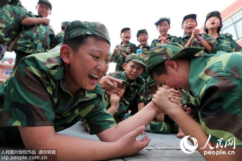 �����У��СѧԱ���ڲμӿμ�����������