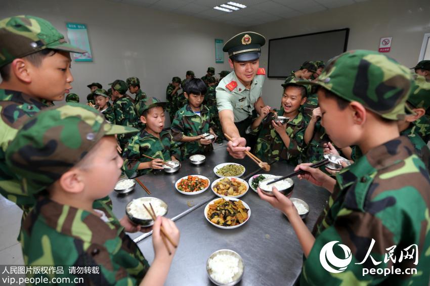 �����У��СѧԱ�����ھͲ͡�