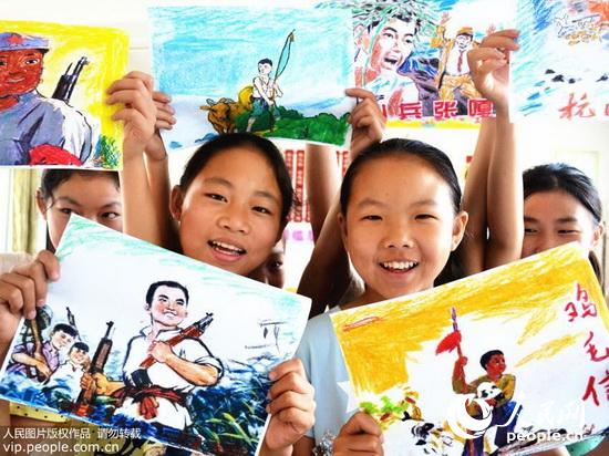 湖北十堰:绘抗日小英雄 传承红色精神(2015.7.16)18版