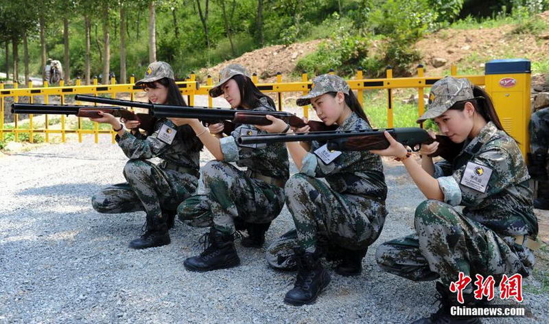 7��30�գ�ѡ�ּ翸��ǹչӢ�ˡ�