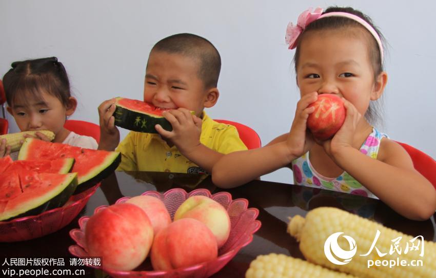 2015��8��7�գ��ӱ�ʡ�żҿ��������������������Ҥ��С�����ڡ����ӭ���