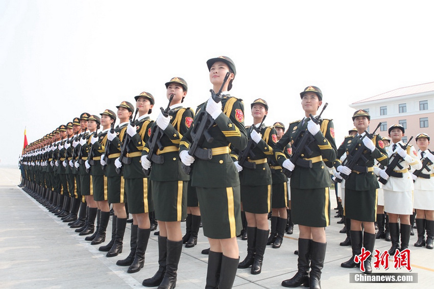 �ı�ʽ��Ů�����ܼ��ġ����� ��