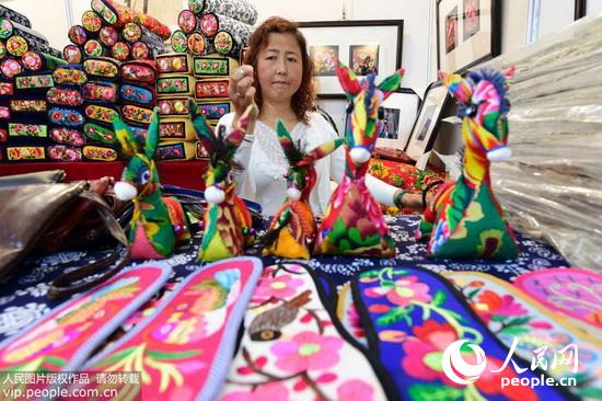 杭州举办中国民间艺人节(2015.10.24)海外版3