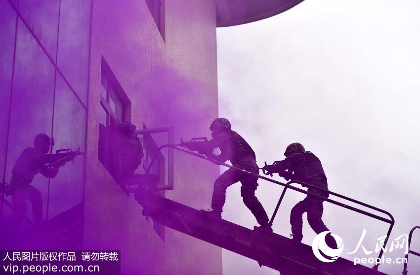 �����侯��չ���з���������5��