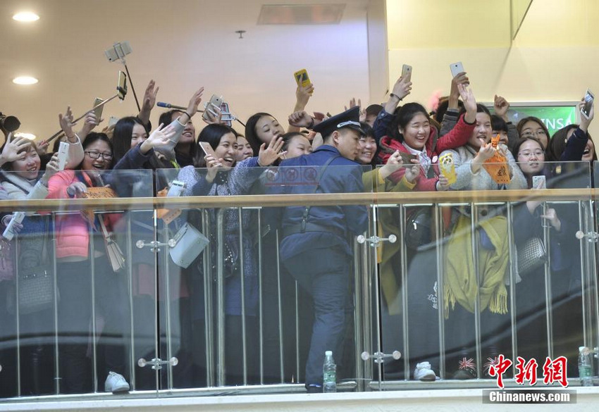 ����˶�ս����쵣�κ���ʱ���Ļ����ƹ��ʹ��8��