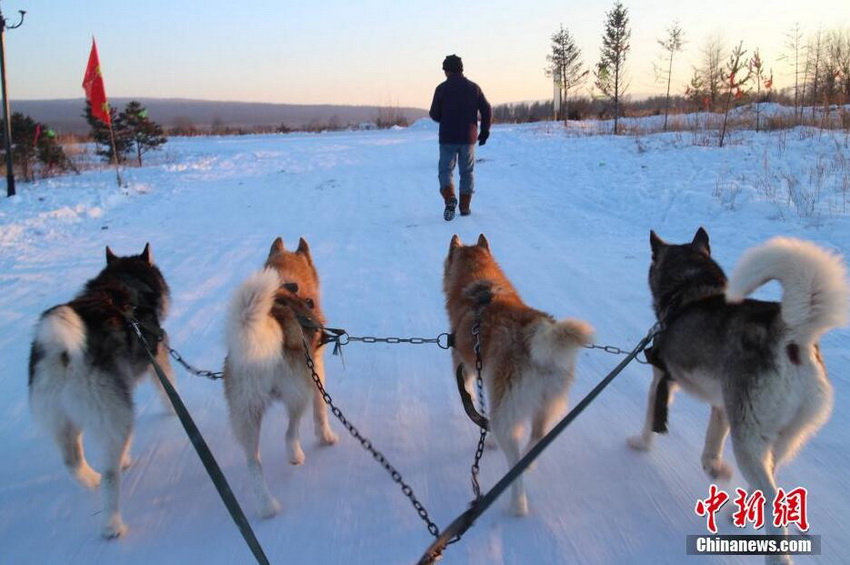 �й��伫�嶬������ͯ�����硾4��