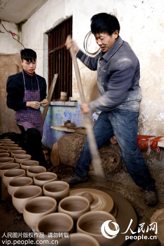 �������������Ħ���׽�������ľ����ת���������̡�