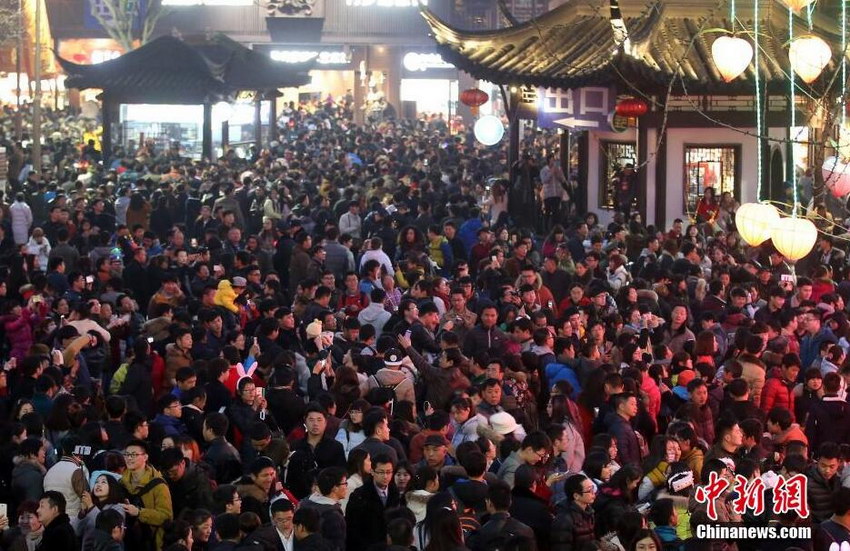 �Ͼ���ʮ���˹��ػ��ƻ� �˳���ӿ����׳�ۡ�2��