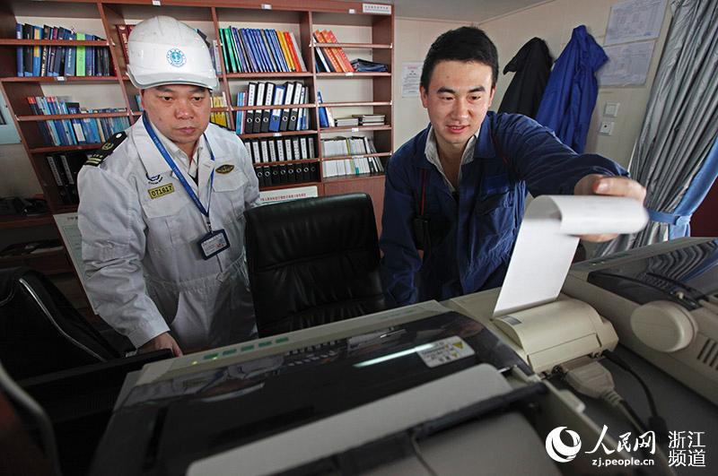 ��ͨѶ�豸���м�顣��������/�㣩