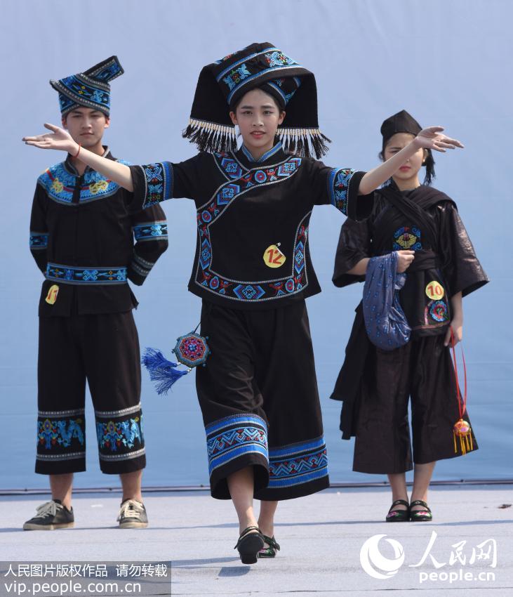 ׳����ŮT̨���� �������۽硾4��