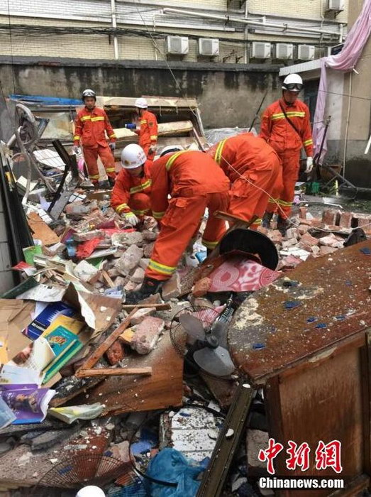 ����Ƽ����һ���������¥̮�� ����8��ȫ����ȡ�5��