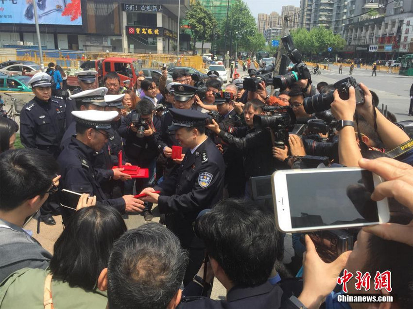 ȫ�����조Ӣ�۽������������Ϊ�������ӳƺš�4��