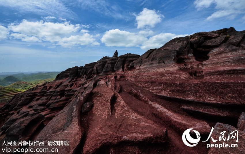 高清组图：贵州铜仁腊尔山地区发现丹霞地貌
