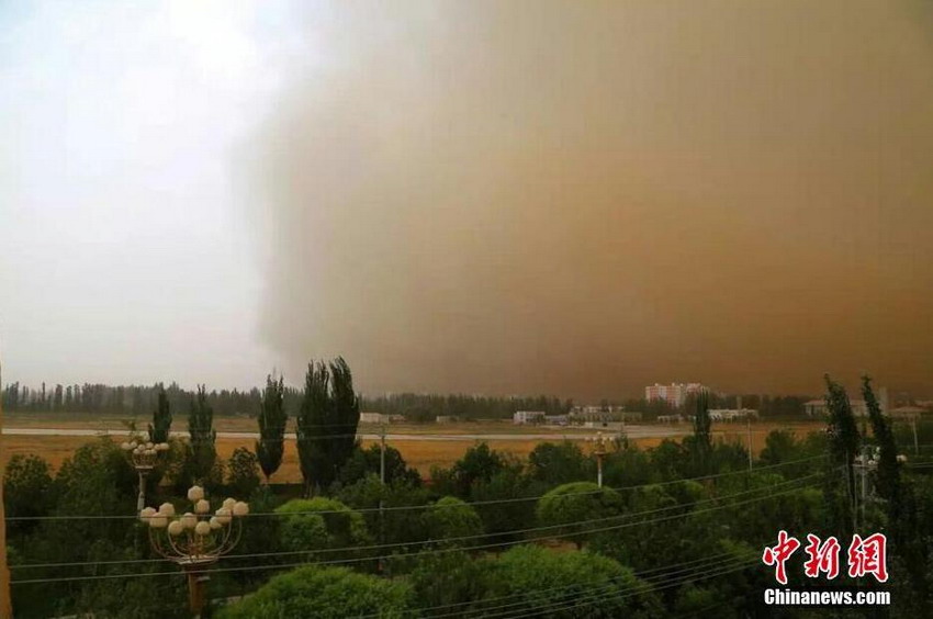 �½��ϲ�����ɳ���� �������ҹ�����硰��Ƭ��