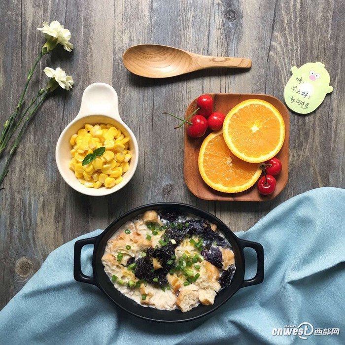 һ����ͣ�5��29����ͼ�¼���̶���+����ɫ��+����+ӣ�ҡ�