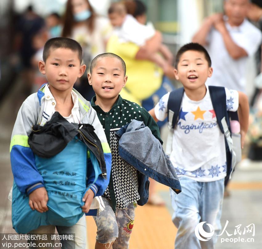 �������ݣ�������ġ�С���񡱡�2��