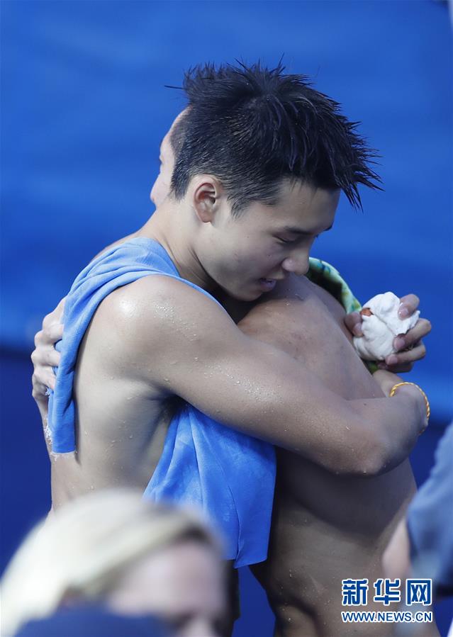 8��8�գ���Ծ����/�°�ɭӵ����ףʤ����