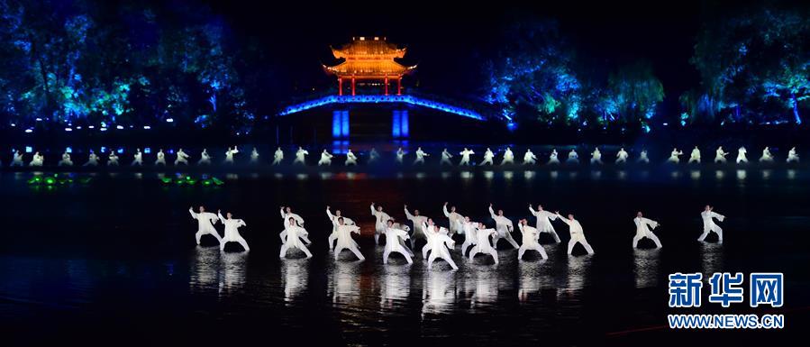 9��4�գ���Ա�ڱ��ݡ���ɽ��ˮ����