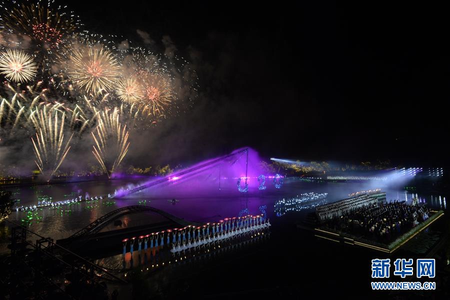  9��4�գ��������Ǻ��ݡ�ʵ���ݳ��������ݽ�β��