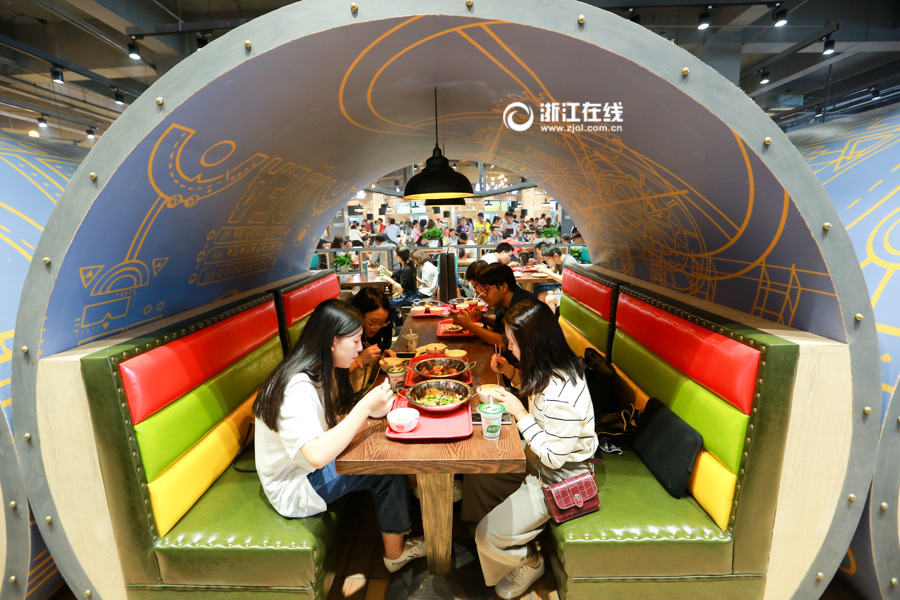 别人家的食堂已上线 杭州一大学食堂颜值爆表