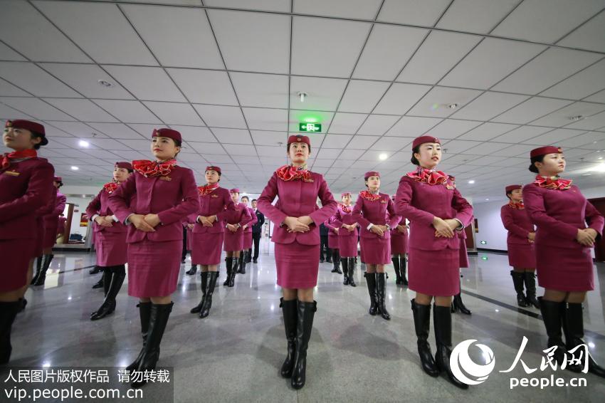 ���조���á�������ѵ ҧ������΢Ц��6��