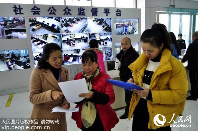�Ĵ����������񴰿ڡ�ֱ���� Ⱥ���ֳ������ˡ���2017.1.3��18��