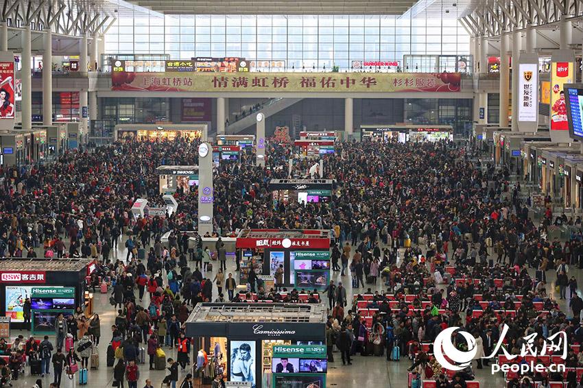 1��13�գ��Ϻ�����վ��ͷ�ܶ���������/�㣩