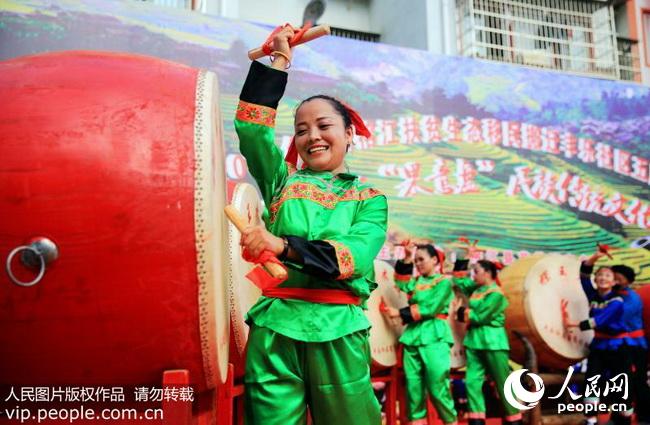 贵州榕江:苗族欢度果意盘节庆祝移民搬迁五周