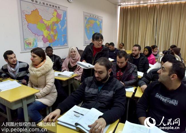 2017��12��21�գ��Ͷ����ڹ���ѧԺ����ѧ���ڿ����ϸ�����ʦѧ���